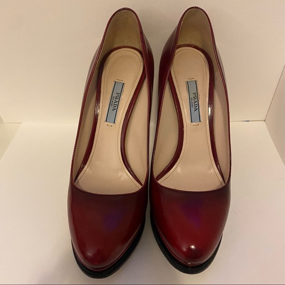 PRADA ❤️🔥 red leather PUMPS ❤️🔥 heels - Picture 3 of 9